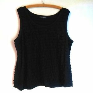 Black sleeveless tank top